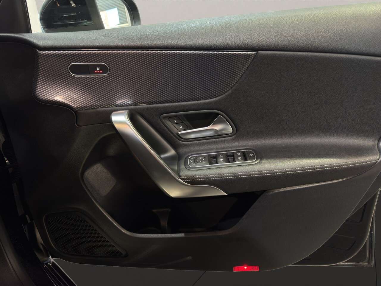 2018 MERCEDES-BENZ A CLASS 2018 MERCEDES-BENZ A CLASS