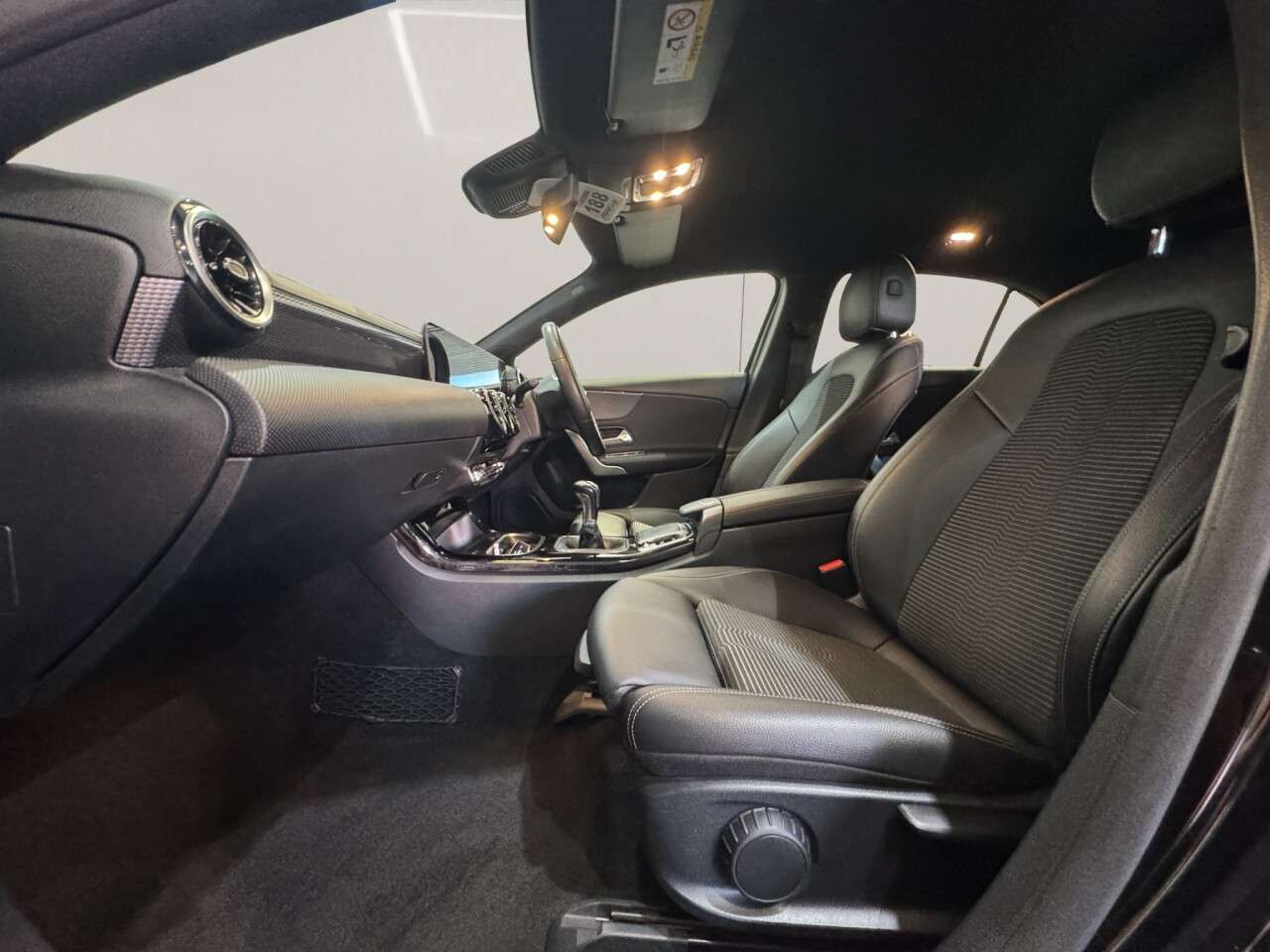 2018 MERCEDES-BENZ A CLASS 2018 MERCEDES-BENZ A CLASS
