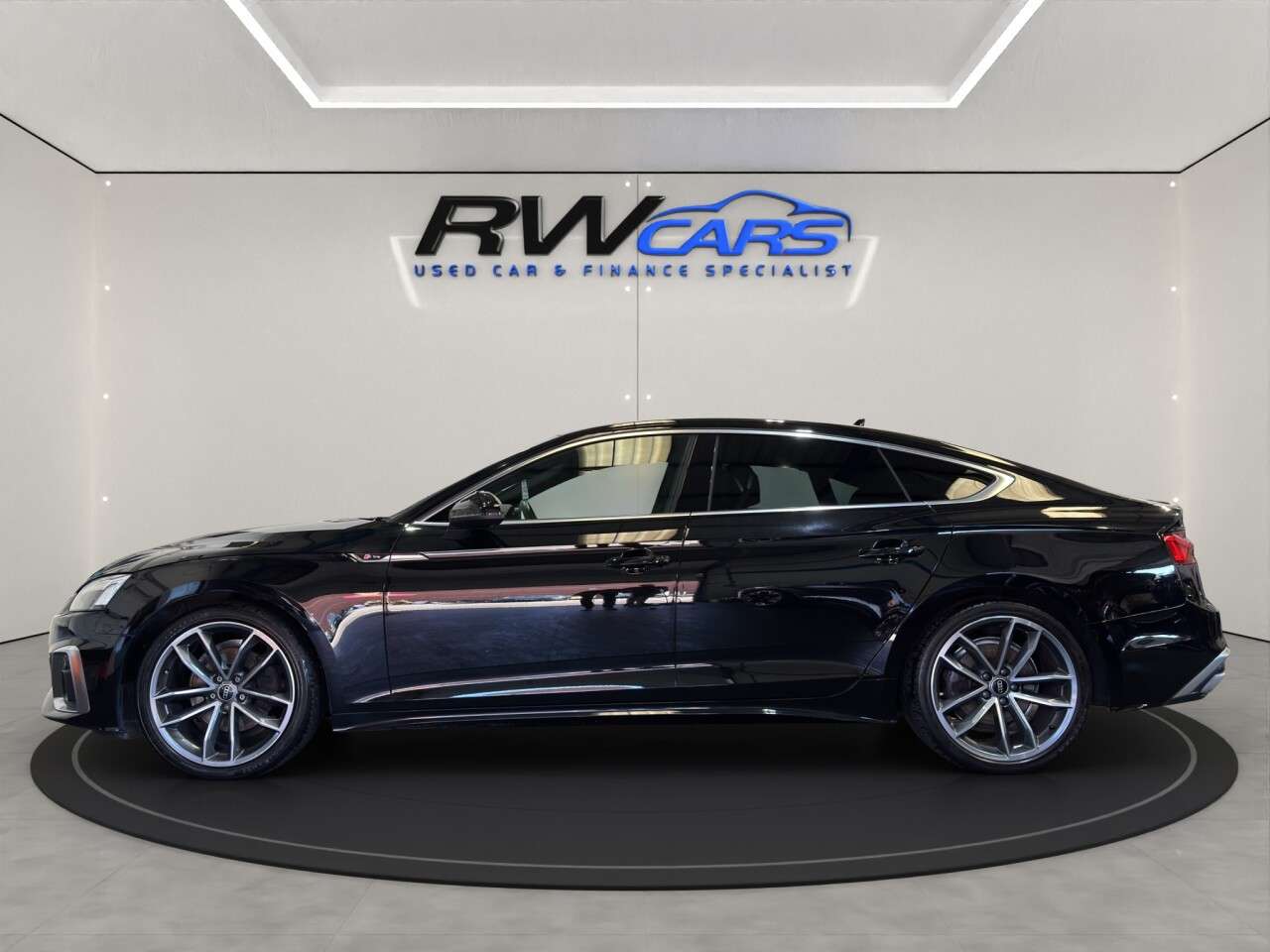 A 2023 AUDI A5 2.0 TDI 35 S line Sportback 5dr Diesel S Tronic Euro 6 (s/s) (163 ps) A 2023 AUDI A5 2.0 TDI 35 S line Sportback 5dr Diesel S Tronic Euro 6 (s/s) (163 ps)