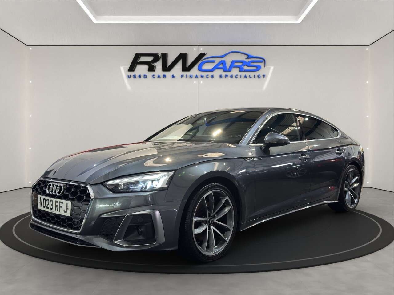 A 2023 AUDI A5 2.0 TDI 35 S line Sportback 5dr Diesel S Tronic Euro 6 (s/s) (163 ps) A 2023 AUDI A5 2.0 TDI 35 S line Sportback 5dr Diesel S Tronic Euro 6 (s/s) (163 ps)