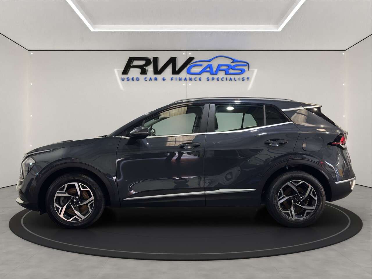 A 2023 KIA SPORTAGE 1.6 T-GDi 2 SUV 5dr Petrol Manual Euro 6 (s/s) (148 bhp) A 2023 KIA SPORTAGE 1.6 T-GDi 2 SUV 5dr Petrol Manual Euro 6 (s/s) (148 bhp)