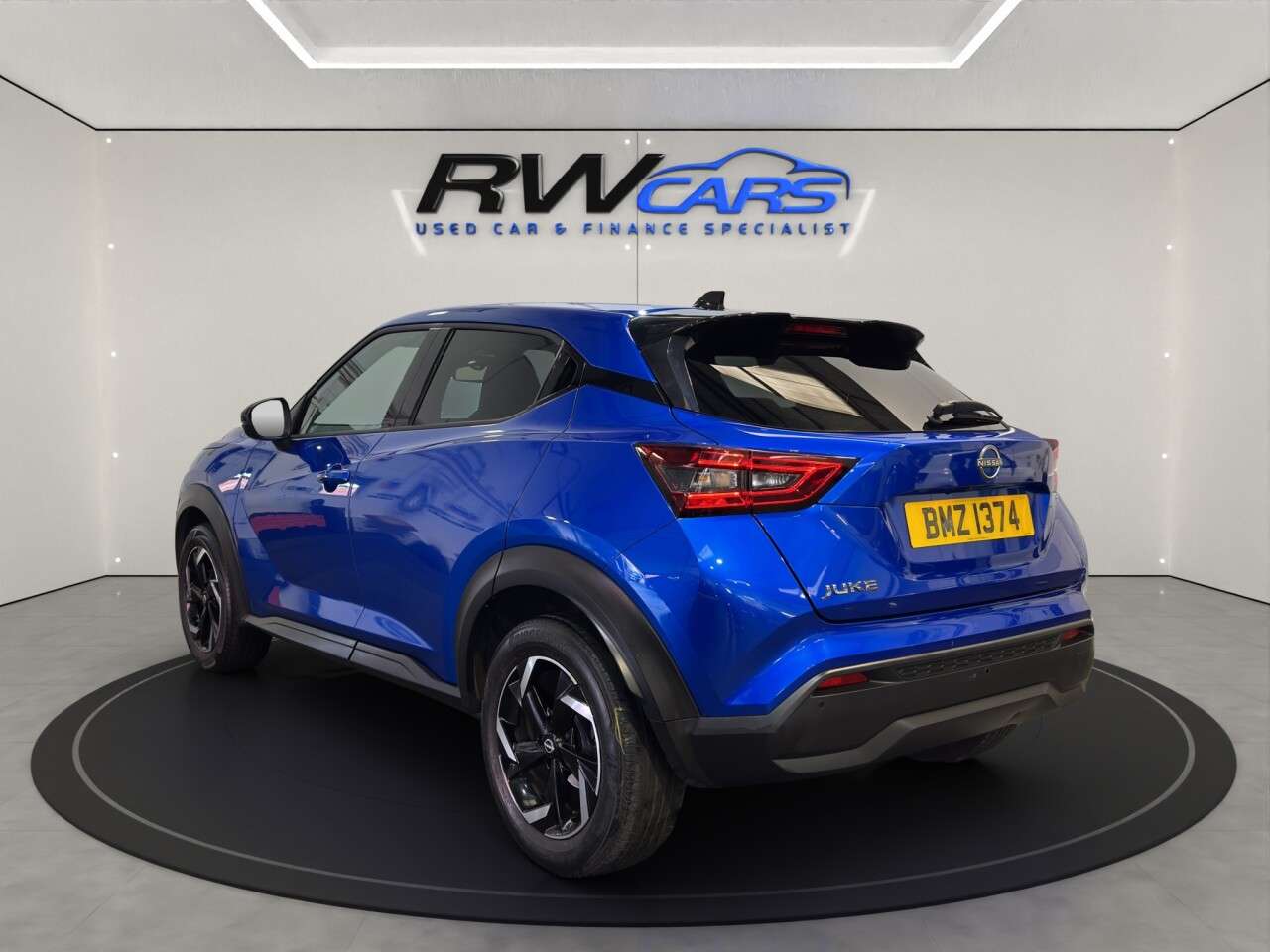 A 2023 NISSAN JUKE 1.0 DIG-T N-Connecta SUV 5dr Petrol Manual Euro 6 (s/s) (114 ps) A 2023 NISSAN JUKE 1.0 DIG-T N-Connecta SUV 5dr Petrol Manual Euro 6 (s/s) (114 ps)