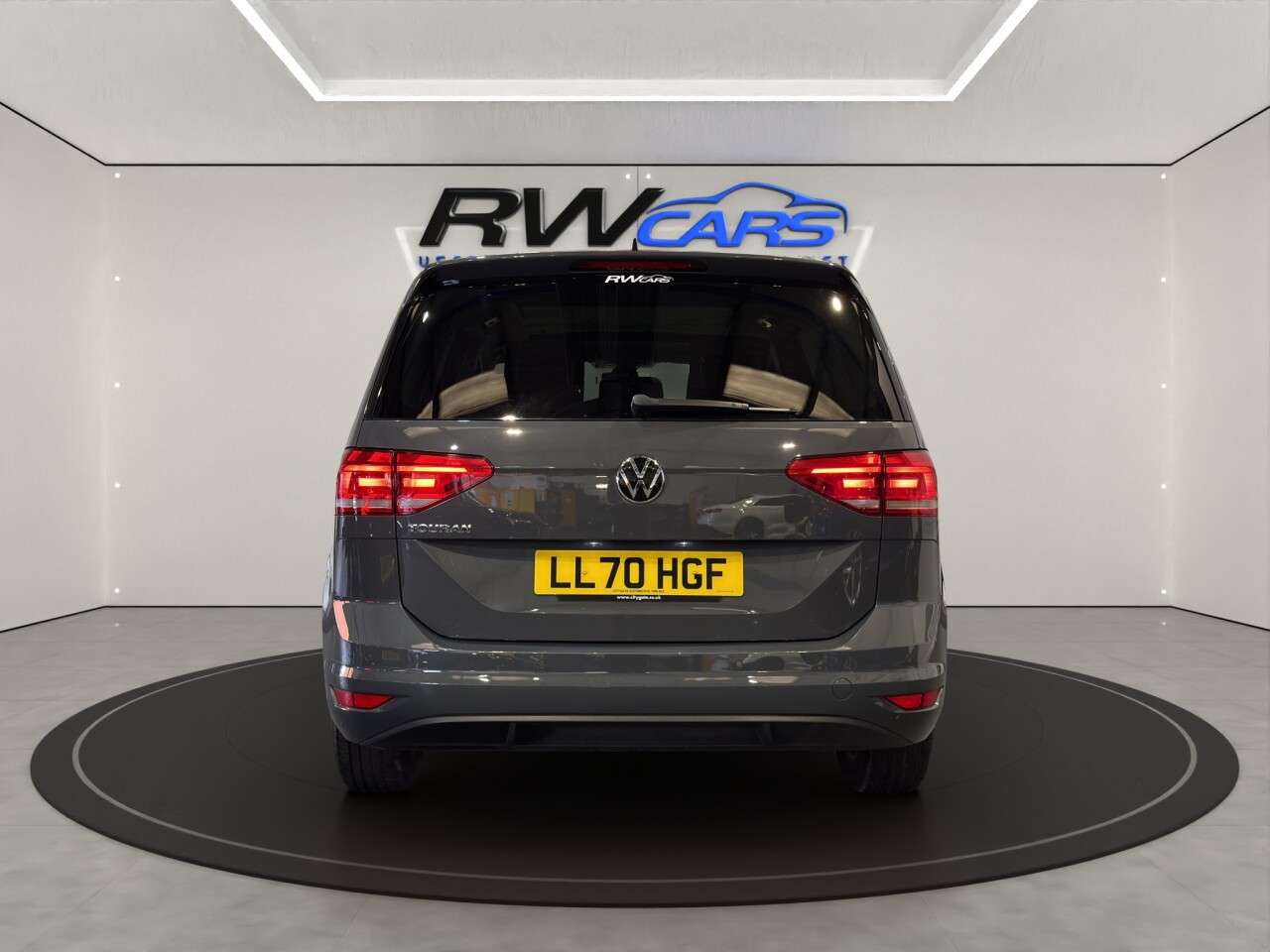 2020 VOLKSWAGEN TOURAN 2020 VOLKSWAGEN TOURAN