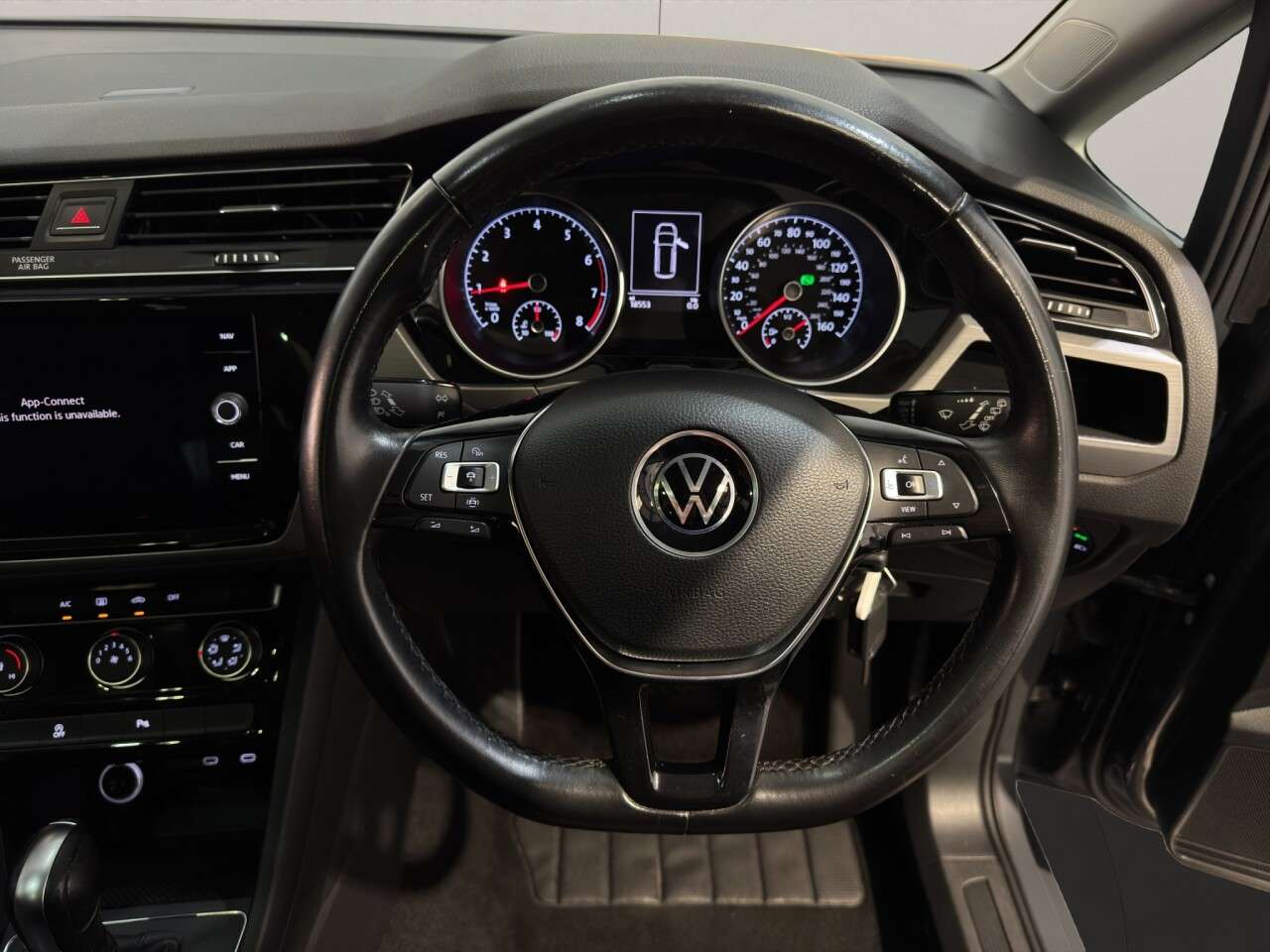 2020 VOLKSWAGEN TOURAN 2020 VOLKSWAGEN TOURAN