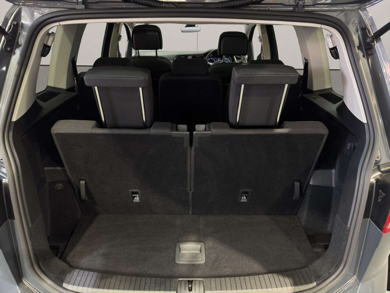 2020 VOLKSWAGEN TOURAN 2020 VOLKSWAGEN TOURAN