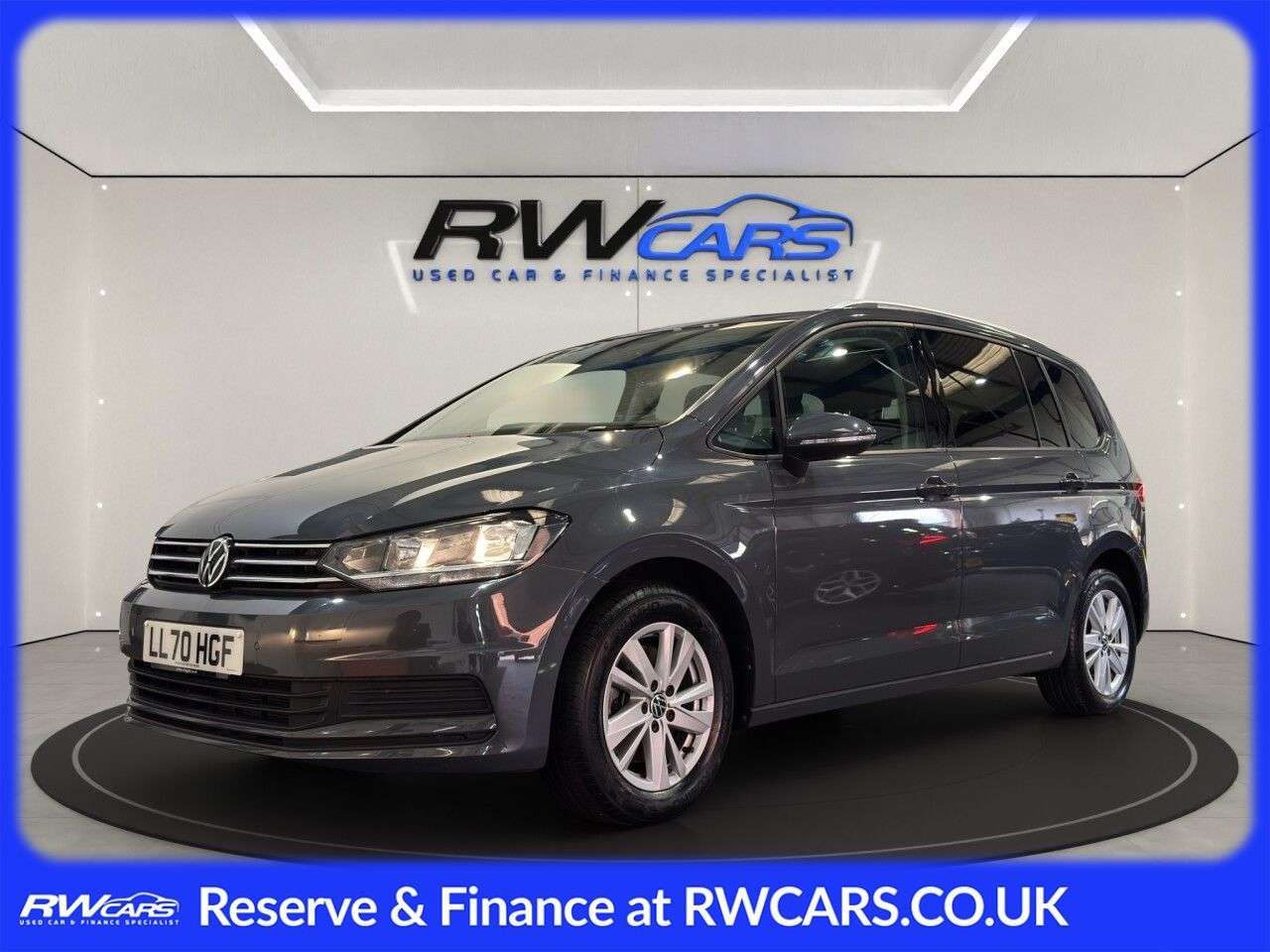 A 2020 VOLKSWAGEN TOURAN 1.5 TSI EVO SE Family MPV 5dr Petrol DSG Euro 6 (s/s) (150 ps) A 2020 VOLKSWAGEN TOURAN 1.5 TSI EVO SE Family MPV 5dr Petrol DSG Euro 6 (s/s) (150 ps)