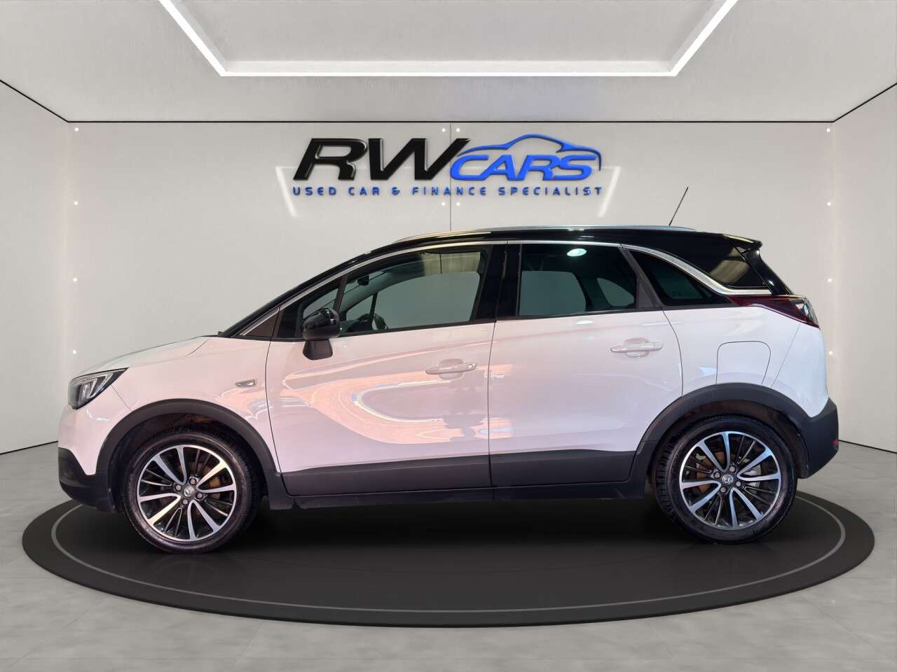 A 2019 VAUXHALL CROSSLAND X 1.2 Elite Nav SUV 5dr Petrol Manual Euro 6 (83 ps) A 2019 VAUXHALL CROSSLAND X 1.2 Elite Nav SUV 5dr Petrol Manual Euro 6 (83 ps)