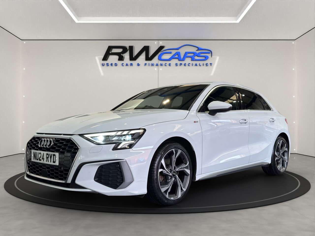 A 2024 AUDI A3 1.0 TFSI 30 S line Sportback 5dr Petrol S Tronic Euro 6 (s/s) (110 ps) A 2024 AUDI A3 1.0 TFSI 30 S line Sportback 5dr Petrol S Tronic Euro 6 (s/s) (110 ps)
