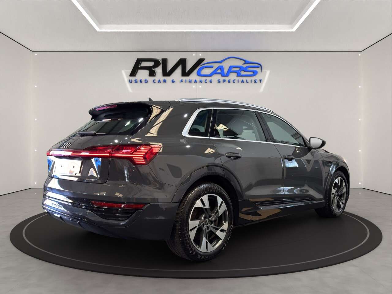2023 AUDI Q8 E-TRON 2023 AUDI Q8 E-TRON