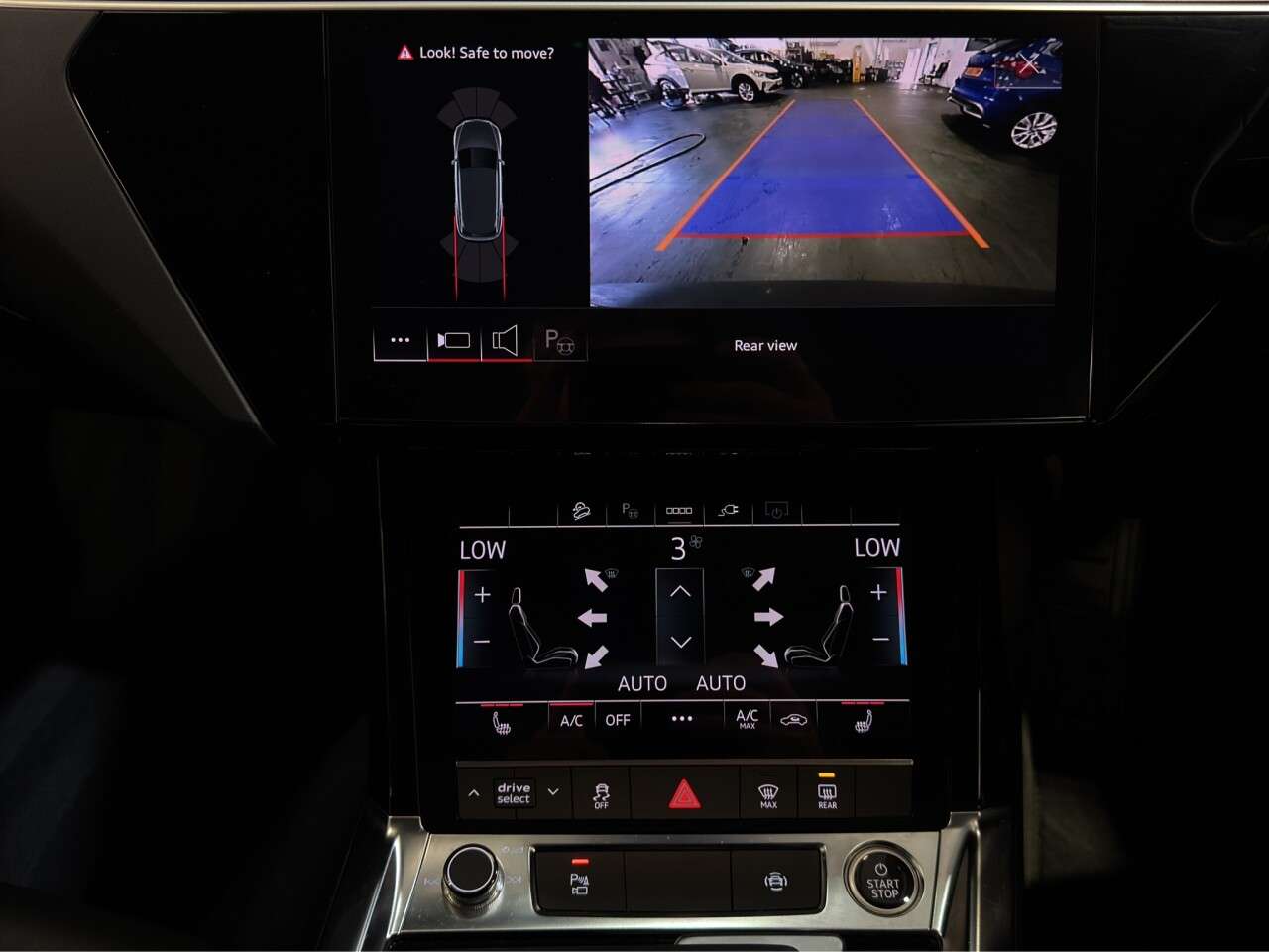 2023 AUDI Q8 E-TRON 2023 AUDI Q8 E-TRON
