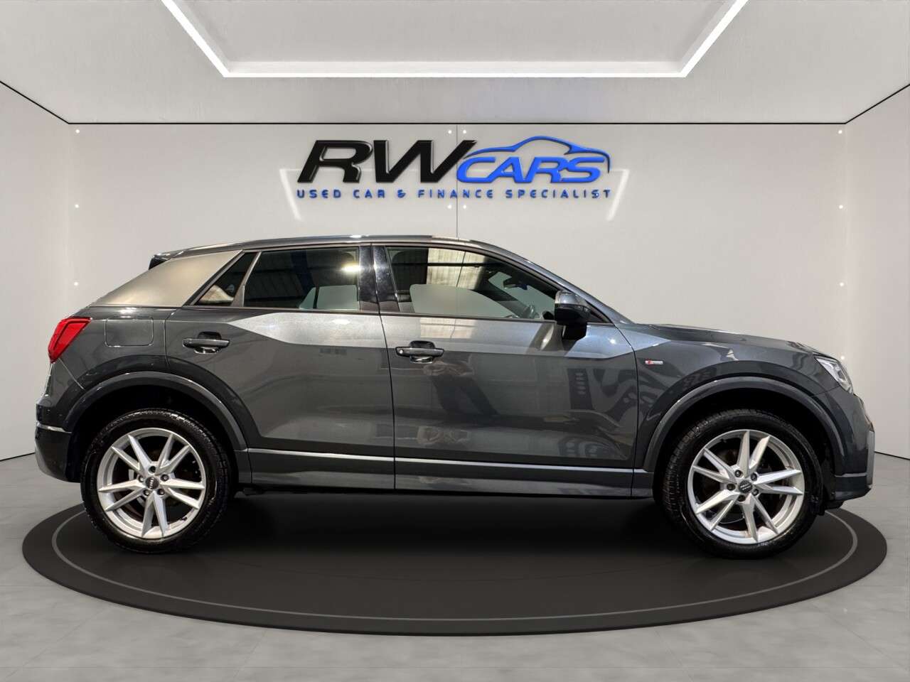2019 AUDI Q2 2019 AUDI Q2
