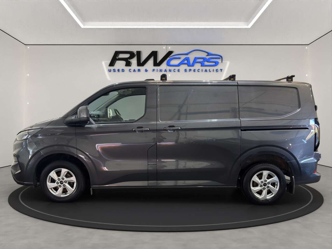 A 2024 FORD TRANSIT CUSTOM 2.0 280 EcoBlue Limited Panel Van 5dr Diesel Manual L1 H1 Euro 6 (s/s) (136 A 2024 FORD TRANSIT CUSTOM 2.0 280 EcoBlue Limited Panel Van 5dr Diesel Manual L1 H1 Euro 6 (s/s) (136