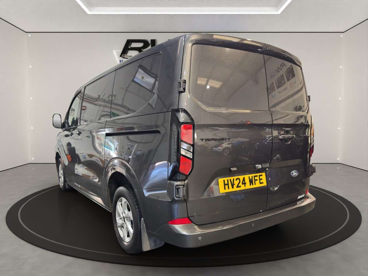 A 2024 FORD TRANSIT CUSTOM 2.0 280 EcoBlue Limited Panel Van 5dr Diesel Manual L1 H1 Euro 6 (s/s) (136 A 2024 FORD TRANSIT CUSTOM 2.0 280 EcoBlue Limited Panel Van 5dr Diesel Manual L1 H1 Euro 6 (s/s) (136