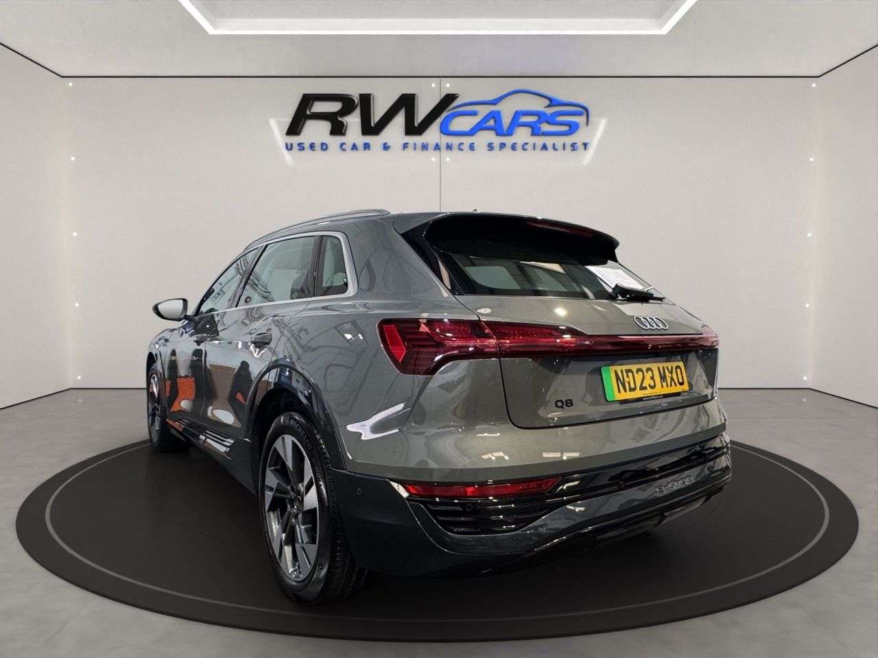 A 2023 AUDI Q8 E-TRON 50 Sport SUV 5dr Electric Auto quattro 95kWh (11kW Charger) (340 ps) A 2023 AUDI Q8 E-TRON 50 Sport SUV 5dr Electric Auto quattro 95kWh (11kW Charger) (340 ps)