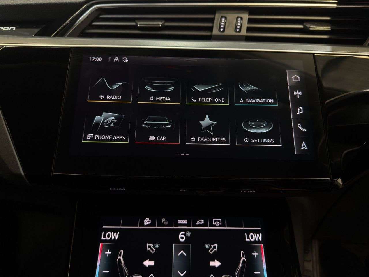 2023 AUDI Q8 E-TRON 2023 AUDI Q8 E-TRON
