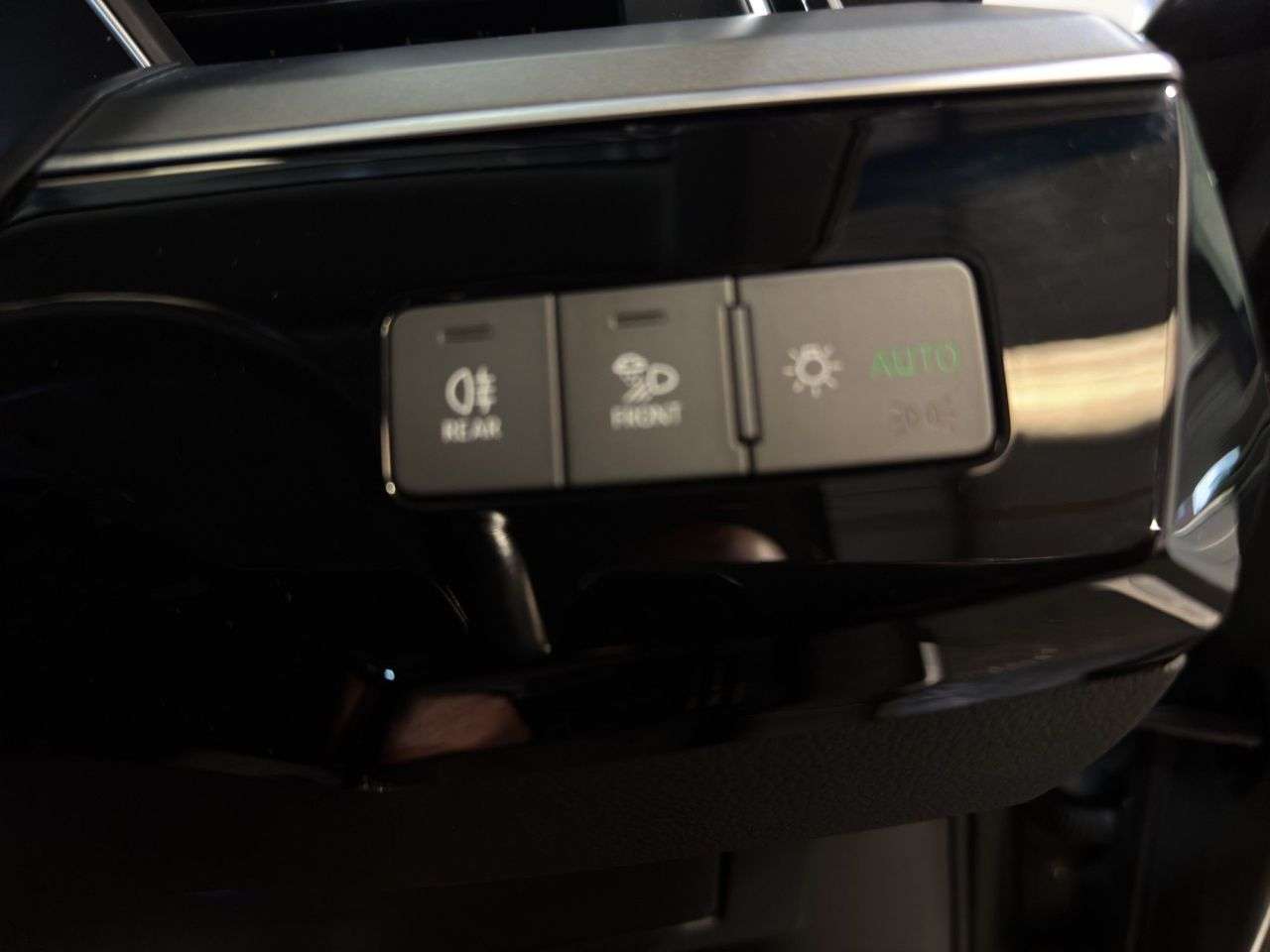 2023 AUDI Q8 E-TRON 2023 AUDI Q8 E-TRON