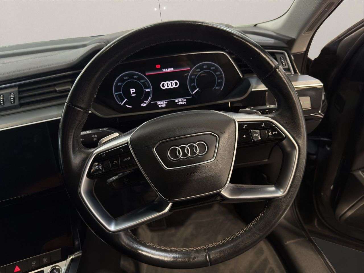 2023 AUDI Q8 E-TRON 2023 AUDI Q8 E-TRON