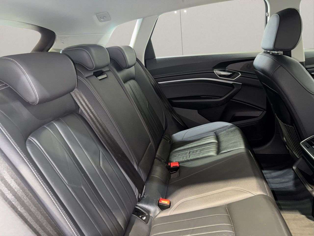 2023 AUDI Q8 E-TRON 2023 AUDI Q8 E-TRON