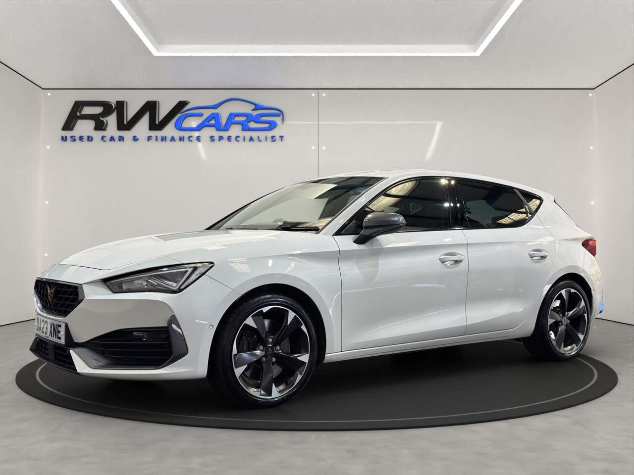 A 2023 CUPRA LEON 2.0 TSI VZ1 Hatchback 5dr Petrol DSG Euro 6 (s/s) (245 ps) A 2023 CUPRA LEON 2.0 TSI VZ1 Hatchback 5dr Petrol DSG Euro 6 (s/s) (245 ps)