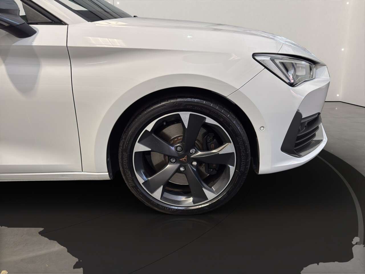 2023 CUPRA LEON 2023 CUPRA LEON