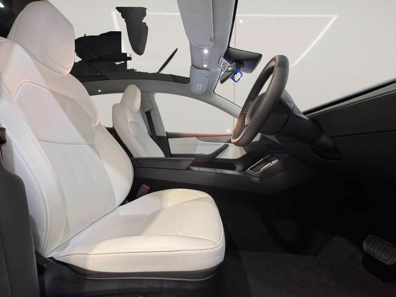 2025 TESLA MODEL Y 2025 TESLA MODEL Y