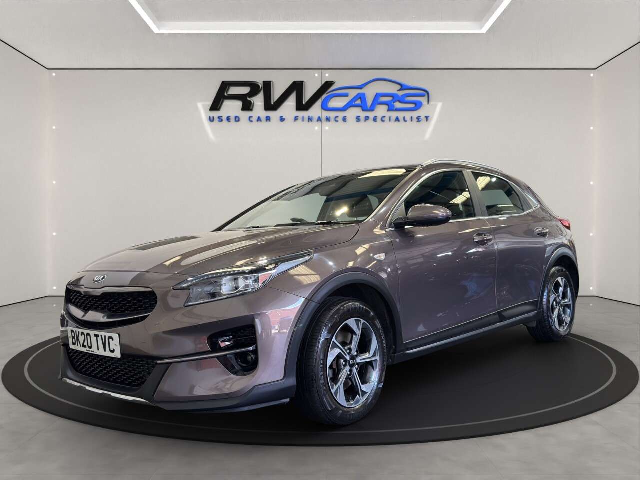A 2020 KIA XCEED 1.0 T-GDi 2 SUV 5dr Petrol Manual Euro 6 (s/s) (118 bhp) A 2020 KIA XCEED 1.0 T-GDi 2 SUV 5dr Petrol Manual Euro 6 (s/s) (118 bhp)
