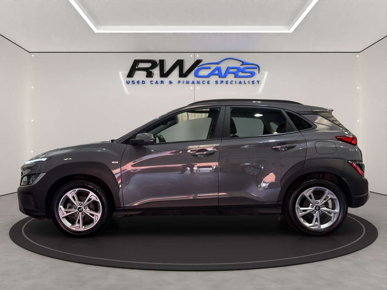 A 2023 HYUNDAI KONA 1.0 T-GDi MHEV SE Connect SUV 5dr Petrol Hybrid Manual Euro 6 (s/s) (120 ps A 2023 HYUNDAI KONA 1.0 T-GDi MHEV SE Connect SUV 5dr Petrol Hybrid Manual Euro 6 (s/s) (120 ps