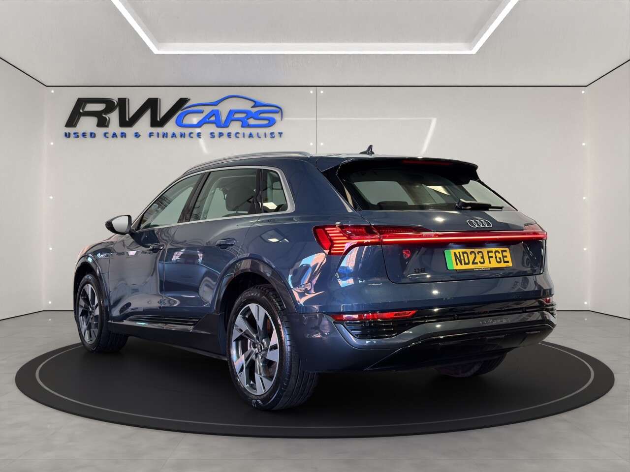 A 2023 AUDI Q8 E-TRON 50 Sport SUV 5dr Electric Auto quattro 95kWh (11kW Charger) (340 ps) A 2023 AUDI Q8 E-TRON 50 Sport SUV 5dr Electric Auto quattro 95kWh (11kW Charger) (340 ps)