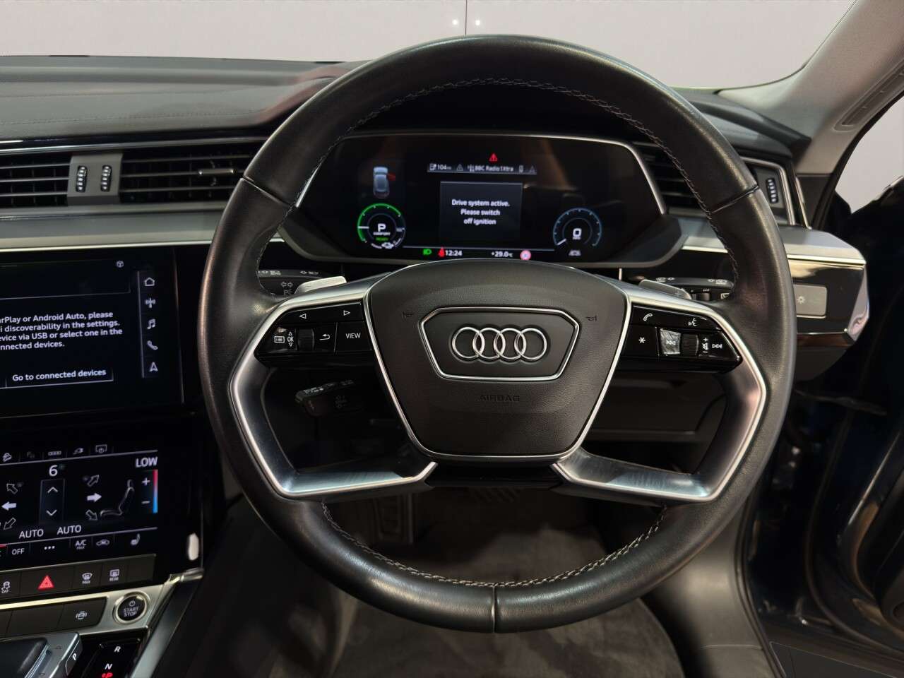 2023 AUDI Q8 E-TRON 2023 AUDI Q8 E-TRON