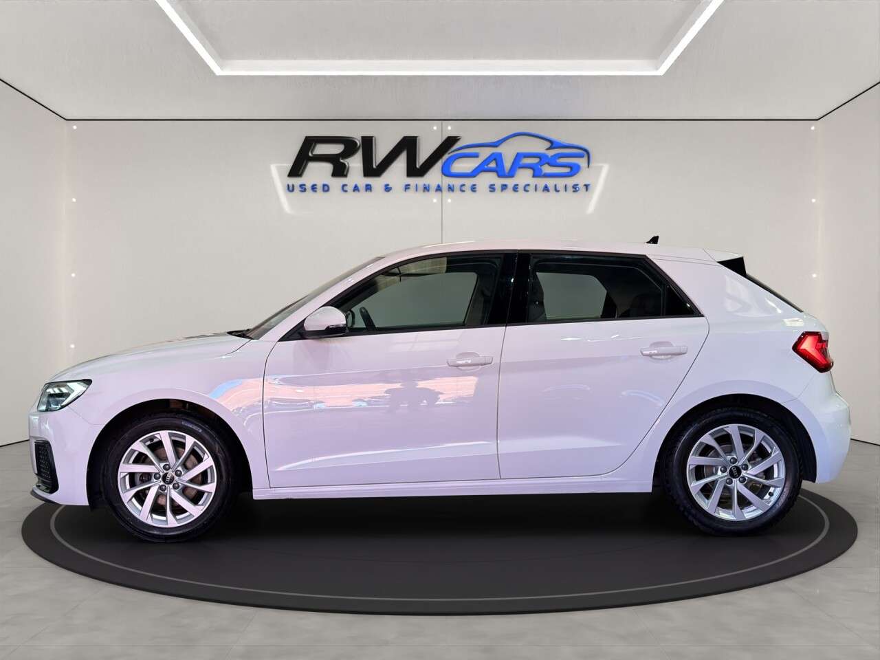 A 2022 AUDI A1 1.0 TFSI 30 Sport Sportback 5dr Petrol Manual Euro 6 (s/s) (110 ps) A 2022 AUDI A1 1.0 TFSI 30 Sport Sportback 5dr Petrol Manual Euro 6 (s/s) (110 ps)