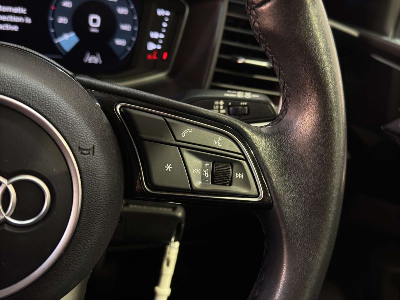 2022 AUDI A1 2022 AUDI A1