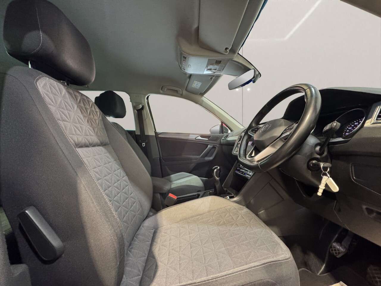 2021 VOLKSWAGEN TIGUAN 2021 VOLKSWAGEN TIGUAN