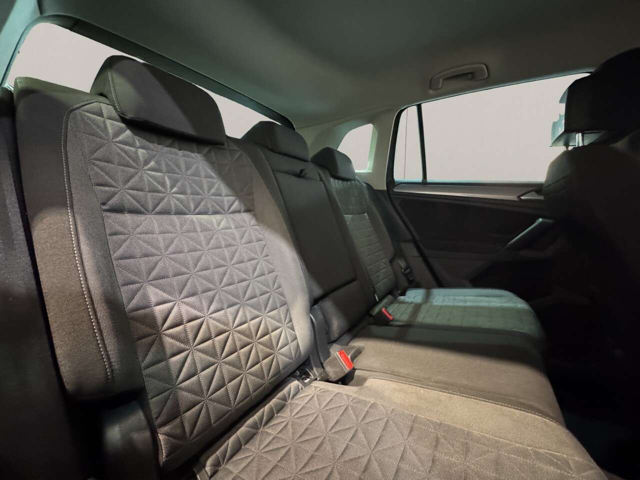 2021 VOLKSWAGEN TIGUAN 2021 VOLKSWAGEN TIGUAN