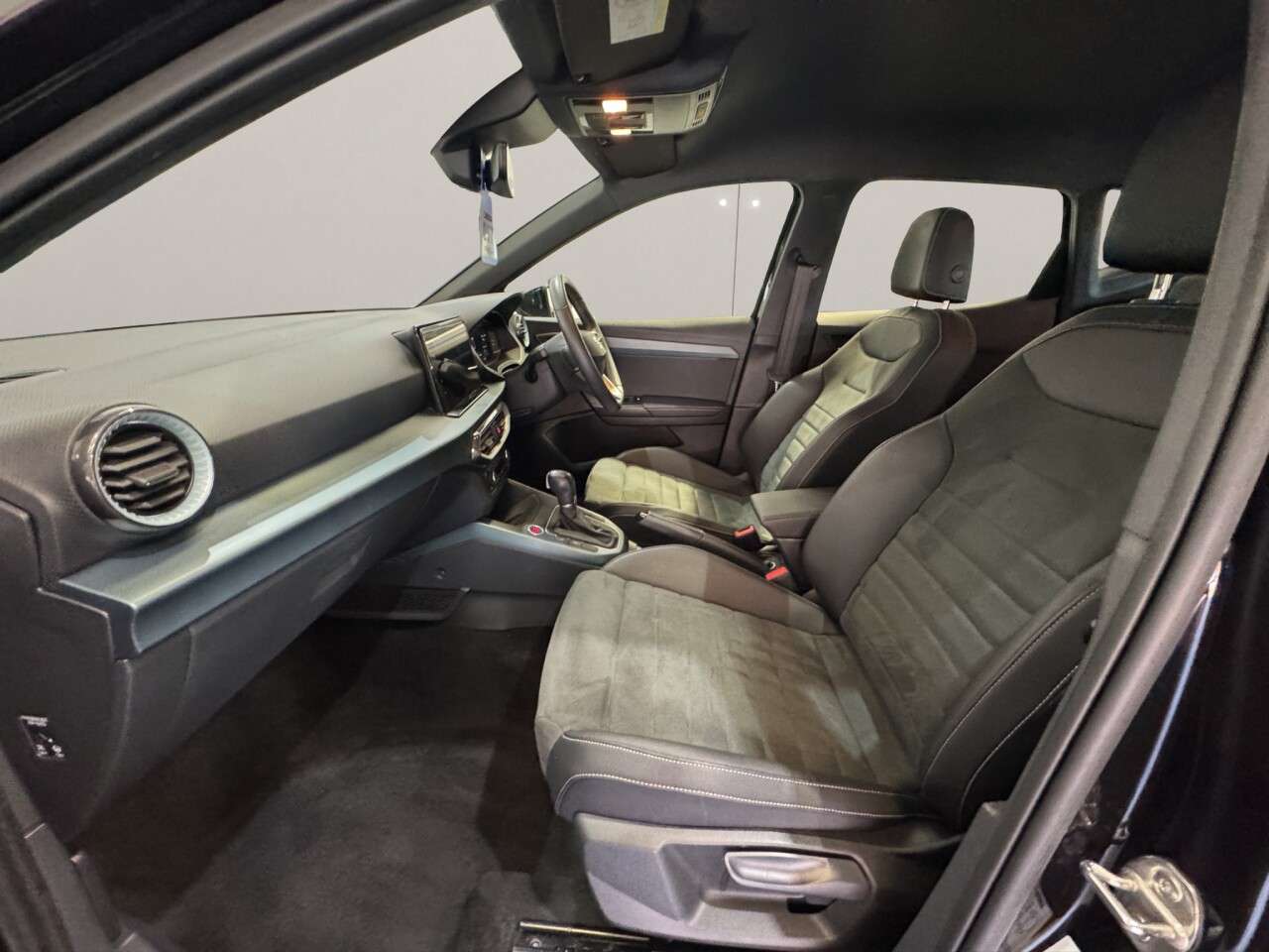 2023 SEAT ARONA 2023 SEAT ARONA