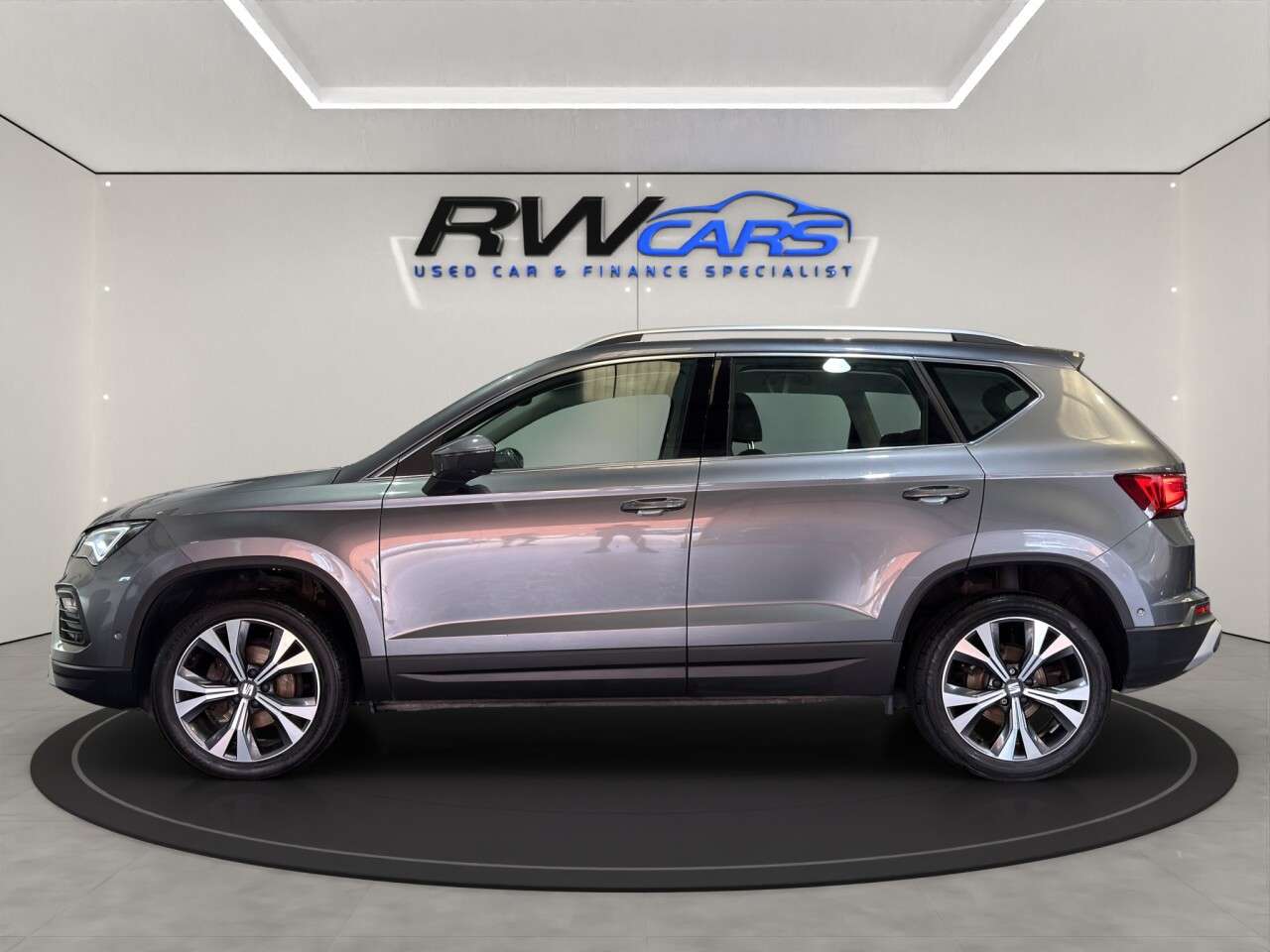 A 2022 SEAT ATECA 1.0 TSI SE Technology SUV 5dr Petrol Manual Euro 6 (s/s) (110 ps) A 2022 SEAT ATECA 1.0 TSI SE Technology SUV 5dr Petrol Manual Euro 6 (s/s) (110 ps)