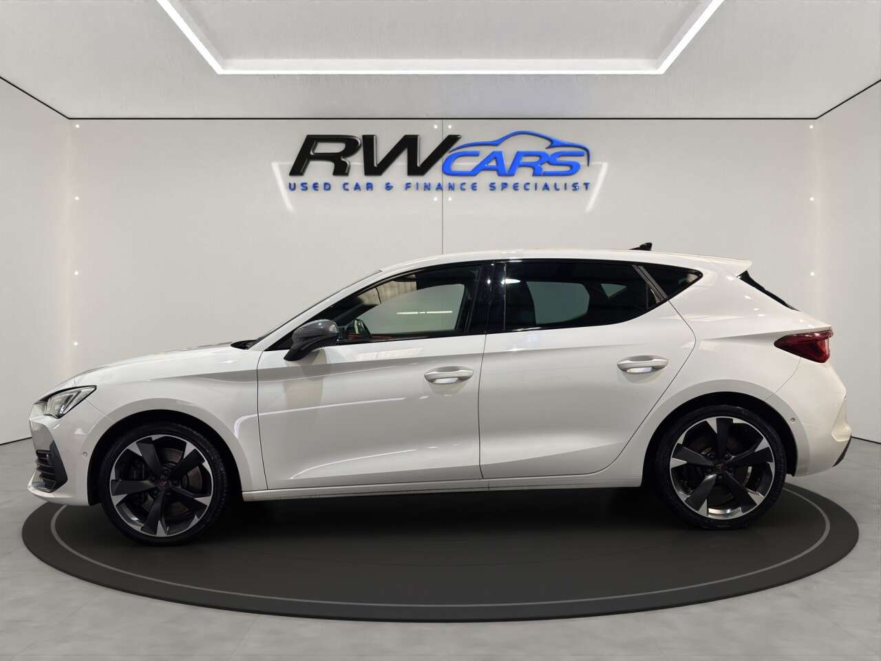 A 2023 CUPRA LEON 2.0 TSI VZ1 Hatchback 5dr Petrol DSG Euro 6 (s/s) (245 ps) A 2023 CUPRA LEON 2.0 TSI VZ1 Hatchback 5dr Petrol DSG Euro 6 (s/s) (245 ps)
