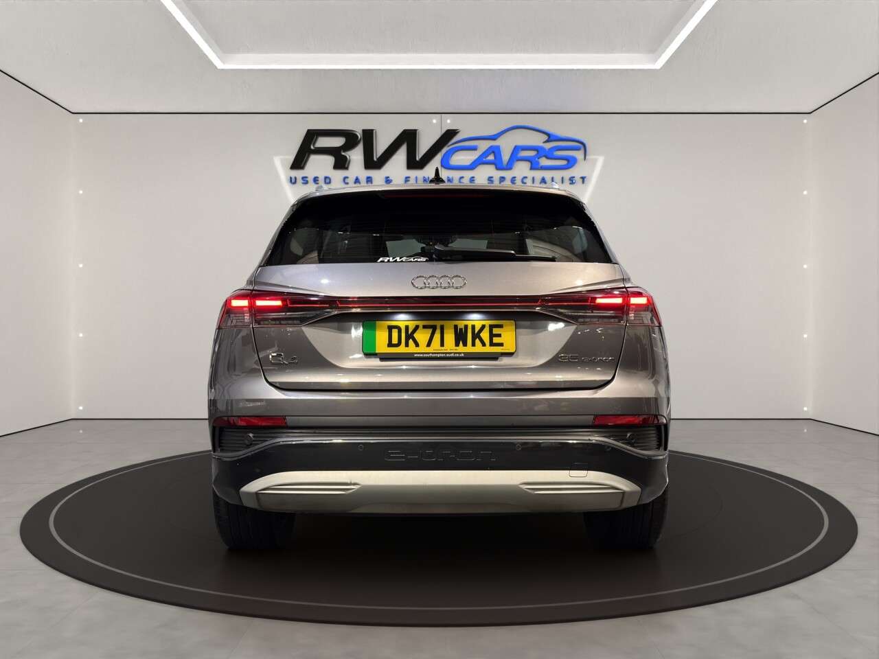 2021 AUDI Q4 E-TRON 2021 AUDI Q4 E-TRON