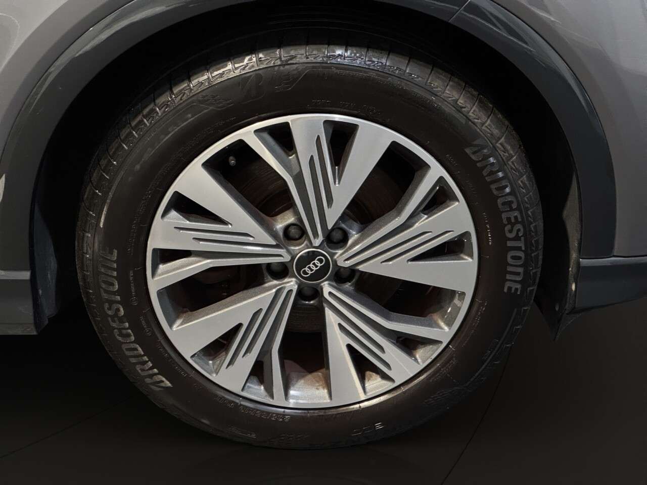 2021 AUDI Q4 E-TRON 2021 AUDI Q4 E-TRON