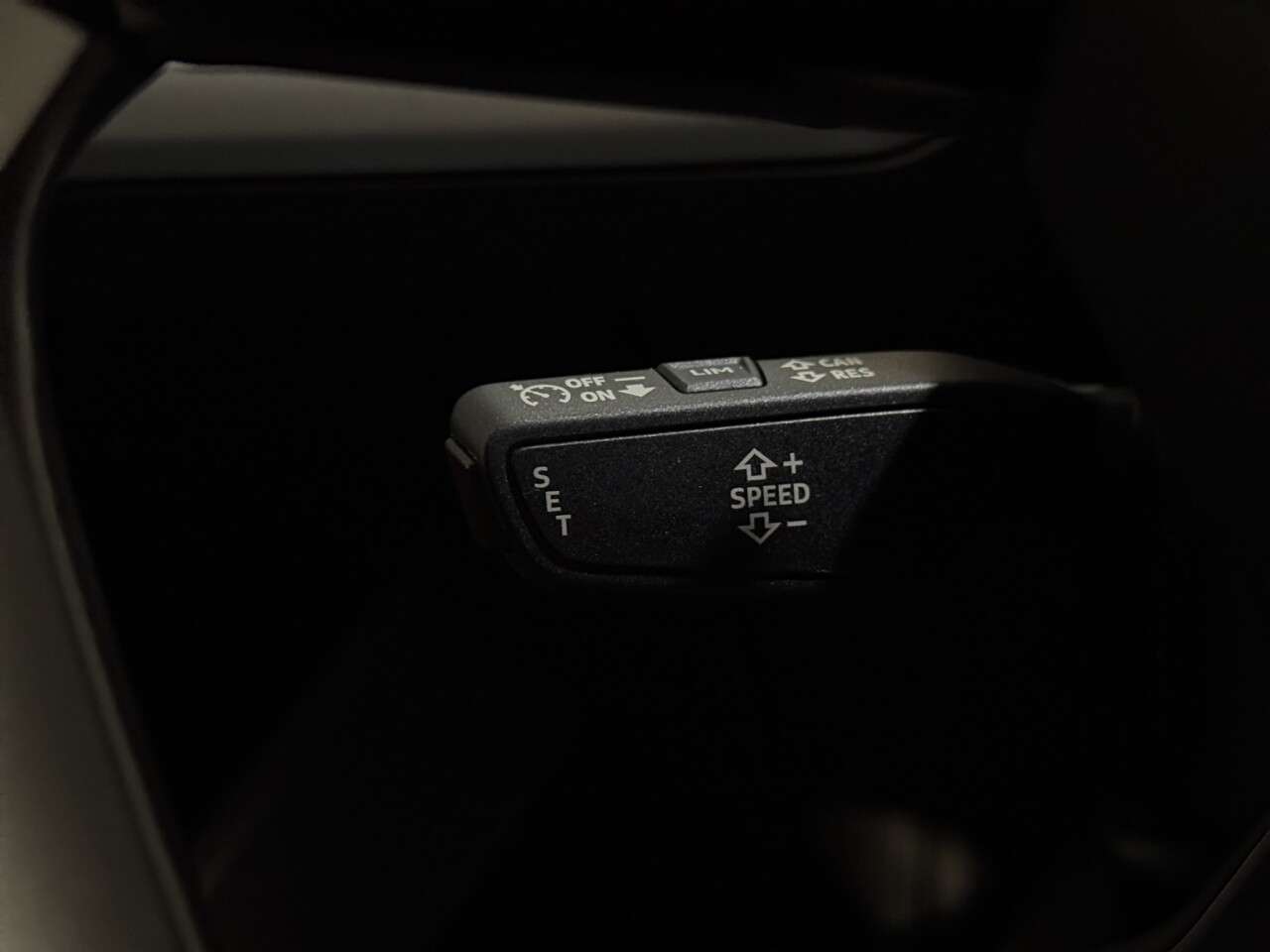 2021 AUDI Q4 E-TRON 2021 AUDI Q4 E-TRON