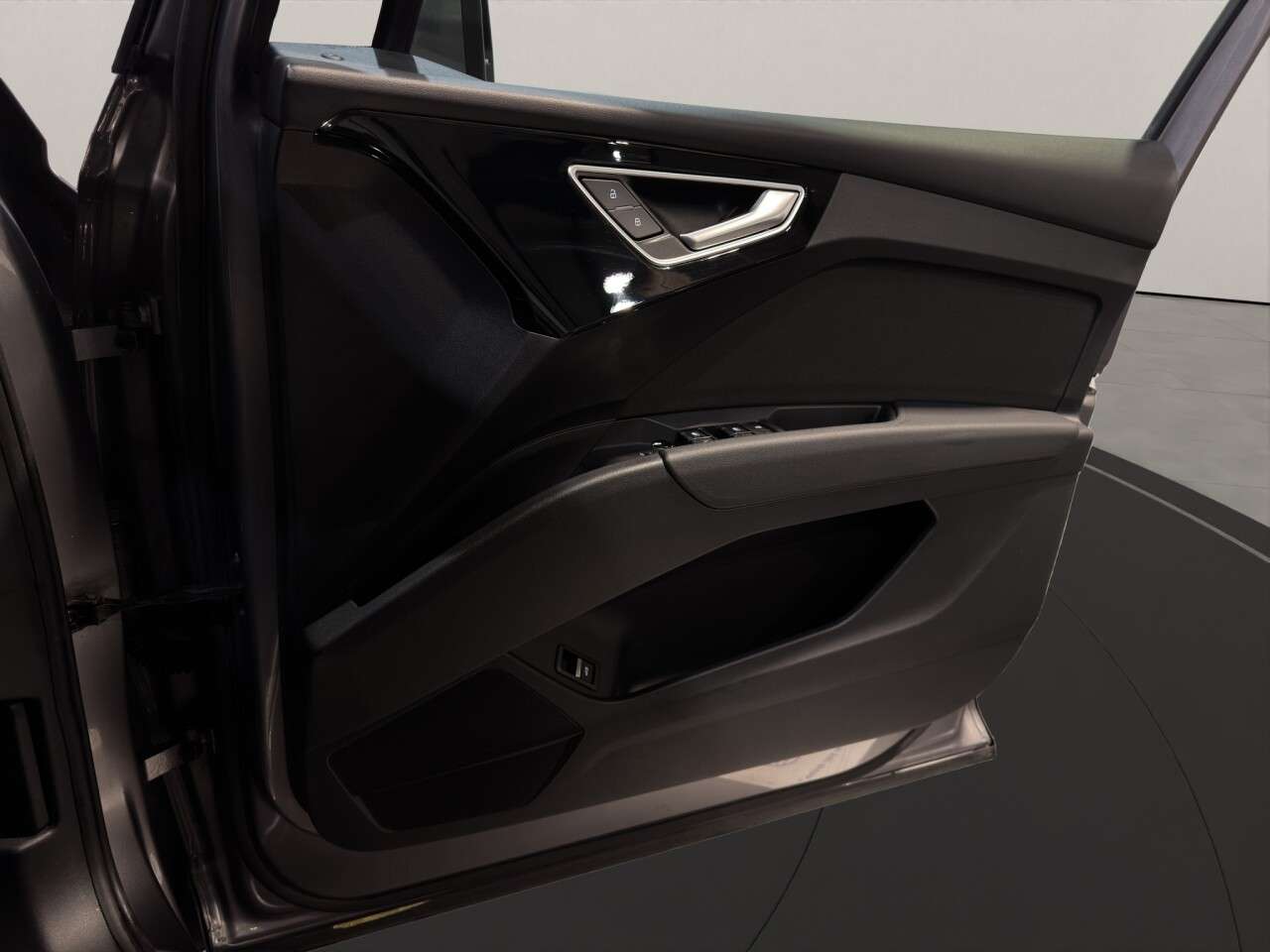 2021 AUDI Q4 E-TRON 2021 AUDI Q4 E-TRON