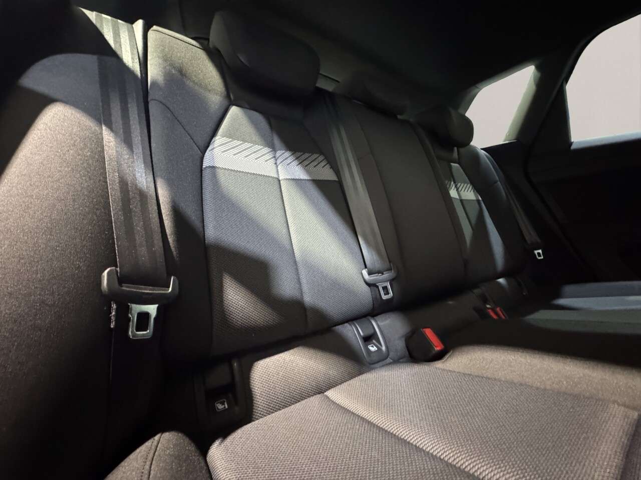 2021 AUDI Q4 E-TRON 2021 AUDI Q4 E-TRON