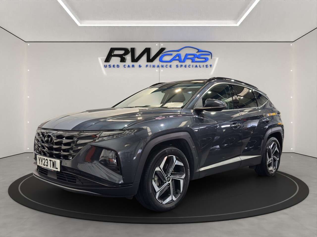 A 2023 HYUNDAI TUCSON 1.6 T-GDi 13.8kWh Ultimate SUV 5dr Petrol Plug-in Hybrid Auto 4WD Euro 6 (s A 2023 HYUNDAI TUCSON 1.6 T-GDi 13.8kWh Ultimate SUV 5dr Petrol Plug-in Hybrid Auto 4WD Euro 6 (s