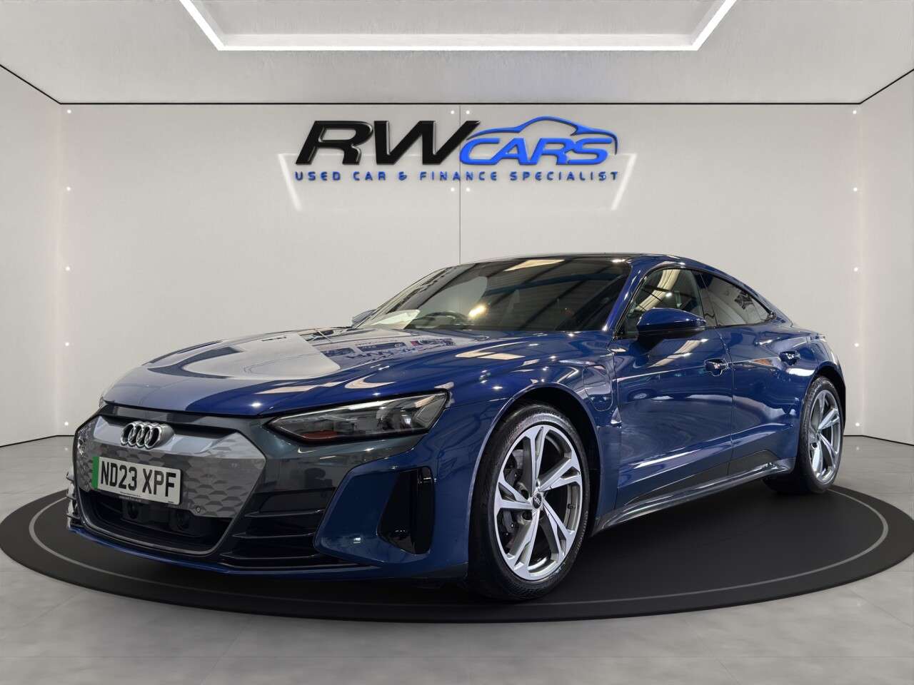 A 2023 AUDI E-TRON GT 93.4kWh Saloon 4dr Electric Auto quattro (476 ps) A 2023 AUDI E-TRON GT 93.4kWh Saloon 4dr Electric Auto quattro (476 ps)