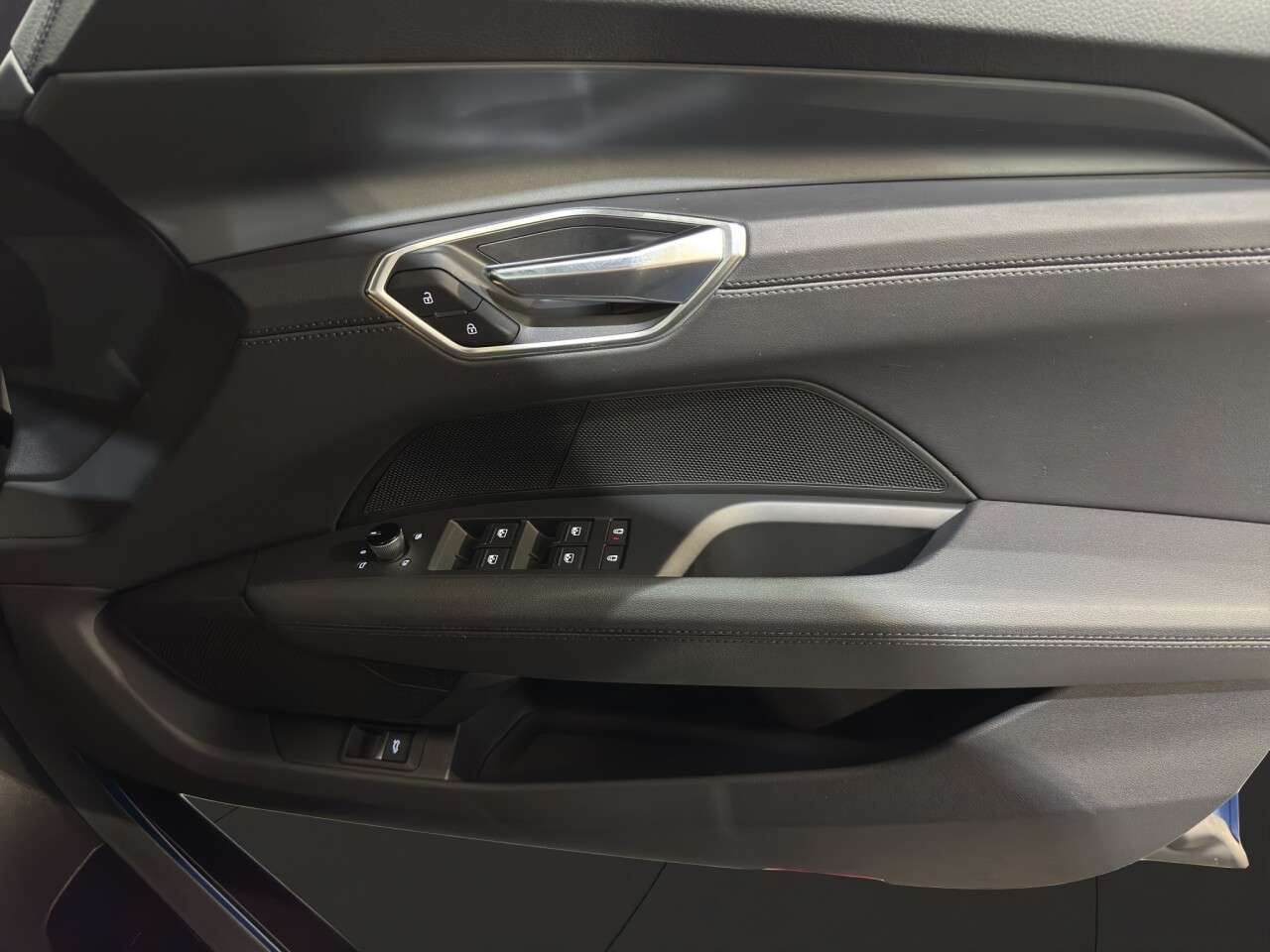 2023 AUDI E-TRON GT 2023 AUDI E-TRON GT