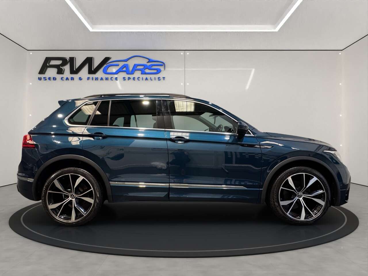 2021 VOLKSWAGEN TIGUAN 2021 VOLKSWAGEN TIGUAN