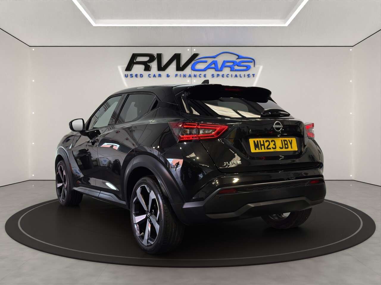 A 2023 NISSAN JUKE 1.0 DIG-T Tekna SUV 5dr Petrol Manual Euro 6 (s/s) (114 ps) A 2023 NISSAN JUKE 1.0 DIG-T Tekna SUV 5dr Petrol Manual Euro 6 (s/s) (114 ps)