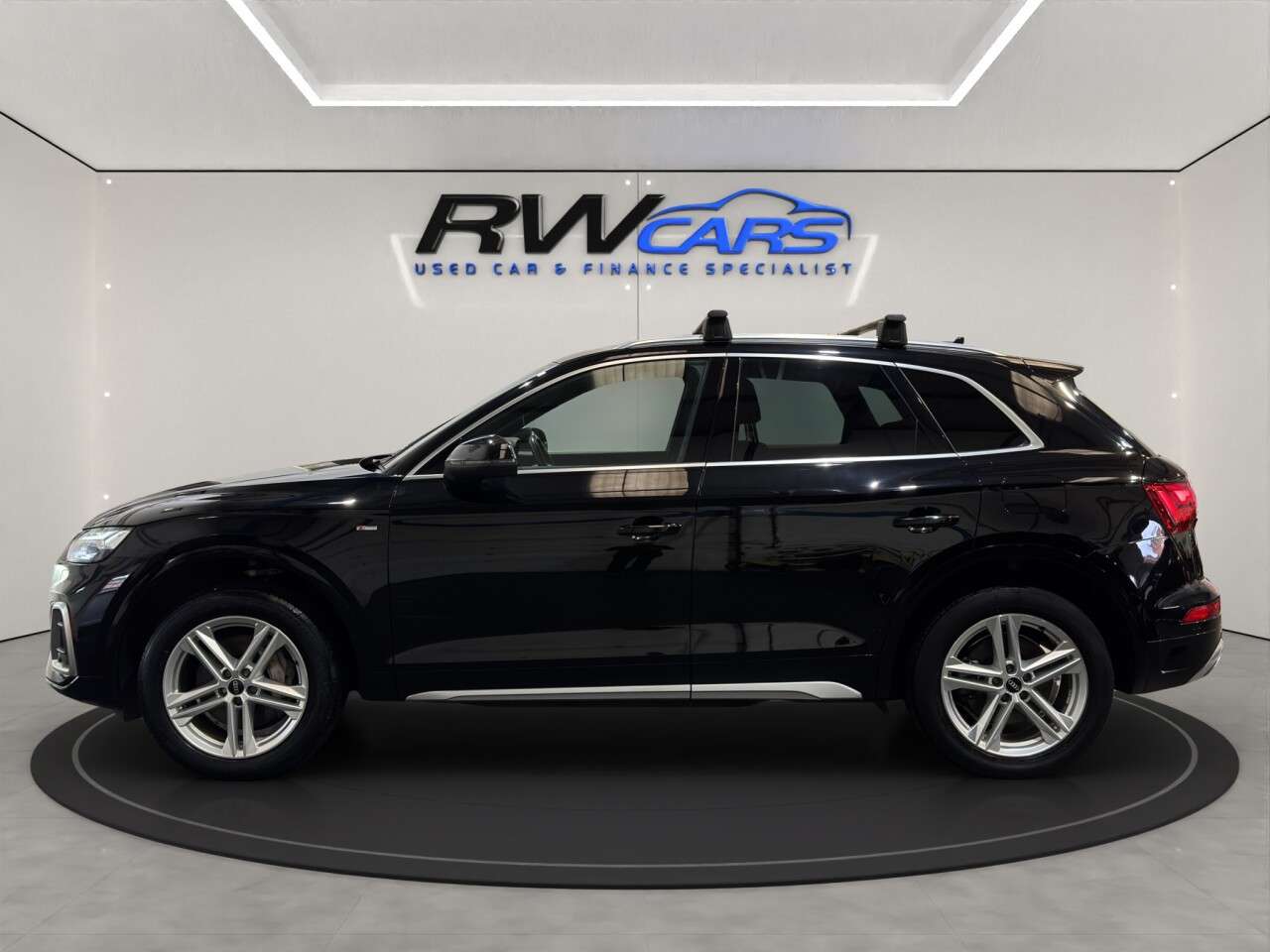 A 2021 AUDI Q5 2.0 TFSIe 50 S line SUV 5dr Petrol Plug-in Hybrid S Tronic quattro Euro 6 ( A 2021 AUDI Q5 2.0 TFSIe 50 S line SUV 5dr Petrol Plug-in Hybrid S Tronic quattro Euro 6 (