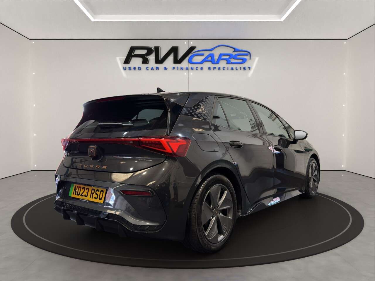 2023 CUPRA BORN 2023 CUPRA BORN