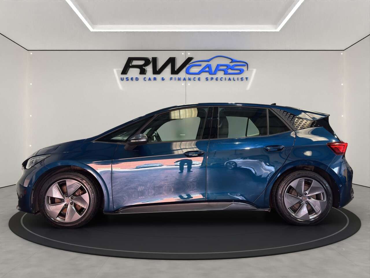 A 2022 CUPRA BORN 58kWh V1 Hatchback 5dr Electric Auto (204 ps) A 2022 CUPRA BORN 58kWh V1 Hatchback 5dr Electric Auto (204 ps)