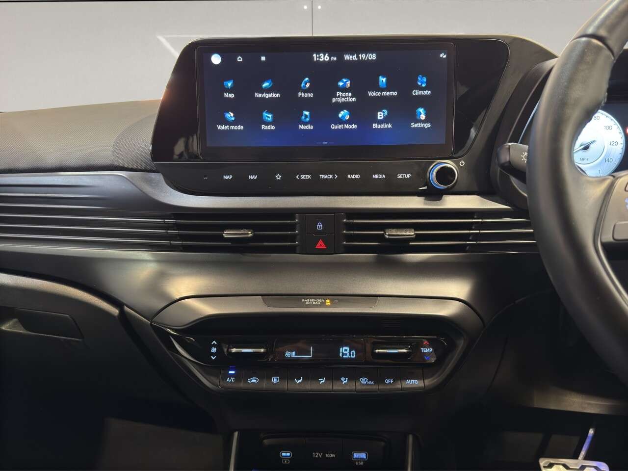 2024 HYUNDAI BAYON 2024 HYUNDAI BAYON